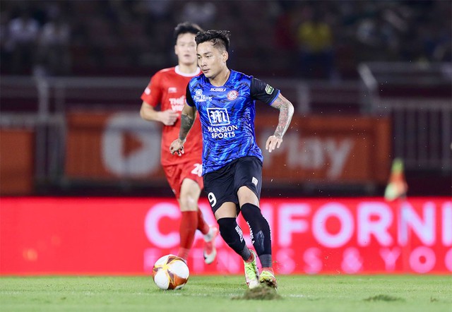 Bảng xếp hạng vòng 4 V-League mới nhất: CLB Nam Định 'bay cao' - Ảnh 2.