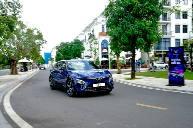 Ưu, nhược điểm VinFast VF 7 - có như kỳ vọng? - Ảnh 6. Ưu, nhược điểm VinFast VF 7 - có như kỳ vọng? - Ảnh 6.