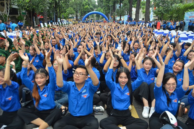 Anh Nguyễn Ngọc Lương: &quot;Cùng quy tụ, đoàn kết, chung tay thổi bùng ngọn lửa tình nguyện&quot; - Ảnh 4.