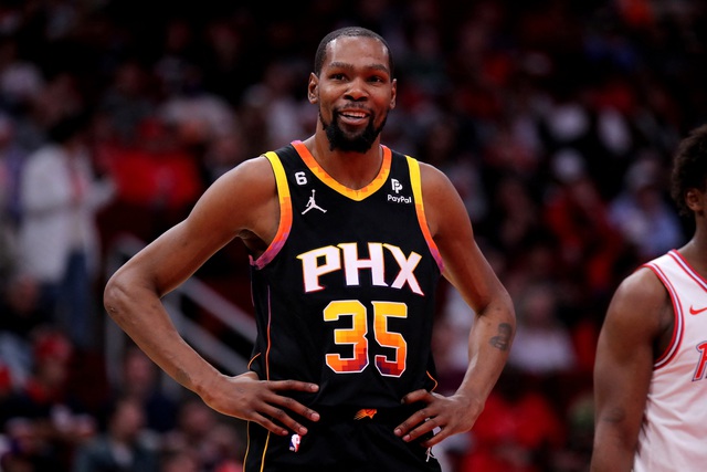 Lời đáp của Kevin Durant trước tin đồn lục đục với Phoenix Suns- Ảnh 1. Lời đáp của Kevin Durant trước tin đồn lục đục với Phoenix Suns- Ảnh 1.