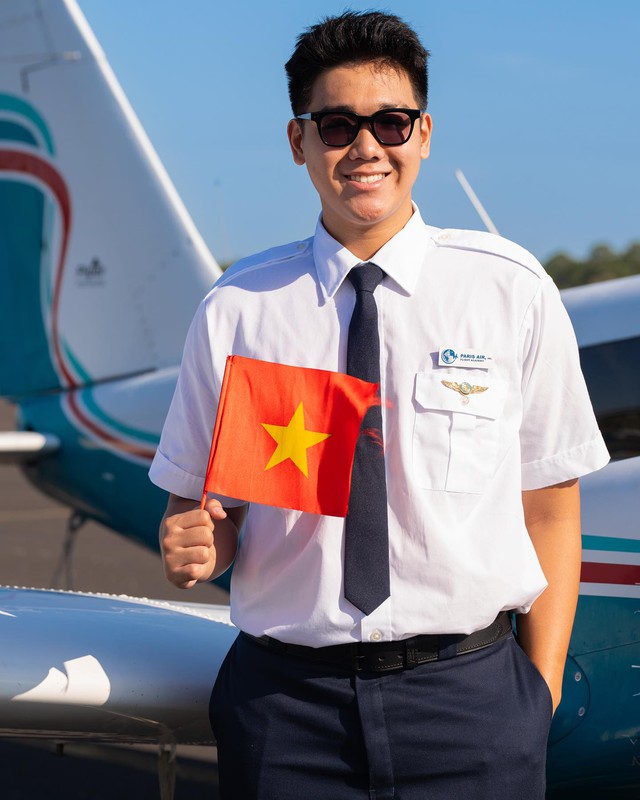 Cao 1,90 m, tài năng trẻ bóng rổ Việt Nam theo đuổi ước mơ thành phi công- Ảnh 2.