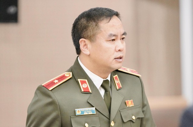 Đề xuất dao là vũ khí: Người dân sử dụng thế nào để không vi phạm?- Ảnh 1. Đề xuất dao là vũ khí: Người dân sử dụng thế nào để không vi phạm?- Ảnh 1.