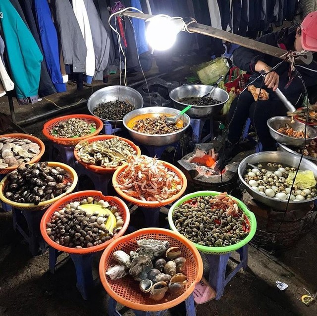 Lạc vào thiên đường ẩm thực đa dạng tại chợ đêm Đà Lạt- Ảnh 2.