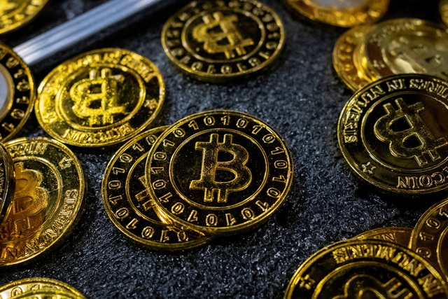 Giá trị Bitcoin đạt mức cao nhất trong 1,5 năm qua - Ảnh 1.