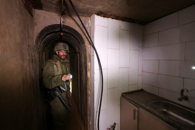 Báo Mỹ: Israel tính bơm nước biển vào đường hầm của Hamas - Ảnh 2.