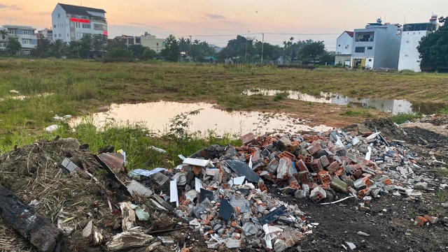 Quảng Ngãi: 'Khai tử' dự án công viên tình yêu xây dựng trường học 154 tỉ đồng - Ảnh 1.