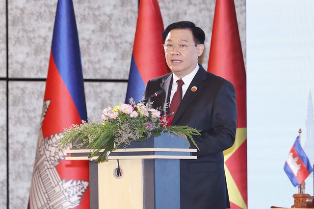 Chủ tịch Quốc hội đề xuất biện pháp hợp tác ba quốc hội Campuchia-Lào-Việt Nam - Ảnh 2.