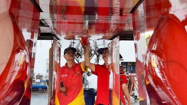 Chủ tịch Quốc hội thăm Trung tâm Kỹ thuật tàu bay hợp tác Vietjet và Lao Airlines - Ảnh 5.