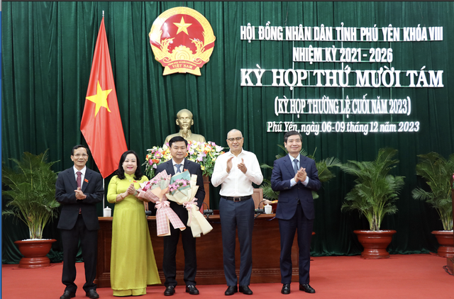 Phú Yên: Bầu bổ sung Phó chủ tịch HĐND tỉnh - Ảnh 2.