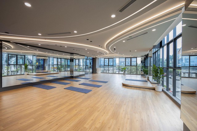UNITY Fitness tọa lạc khu đô thị cao cấp với view hướng ra mặt tiền với các trục đường lớn UNITY Fitness tọa lạc khu đô thị cao cấp với view hướng ra mặt tiền với các trục đường lớn