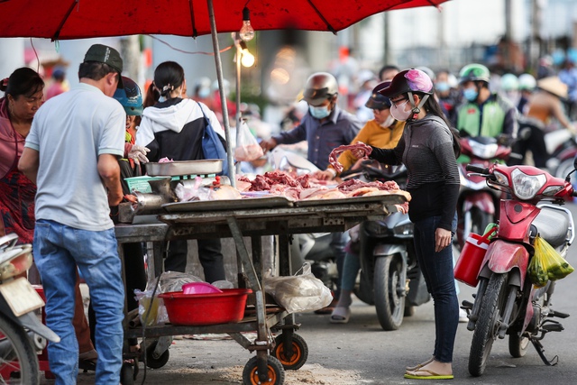 Tình hình lao động việc làm TP.HCM cuối năm - Ảnh 2.