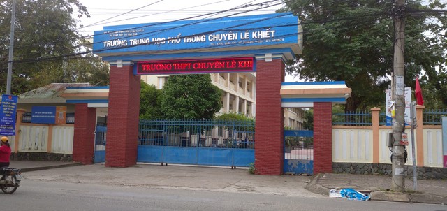 Quảng Ngãi hỗ trợ ‘cái nôi’ học sinh giỏi ở Trường THPT chuyên Lê Khiết - Ảnh 1.