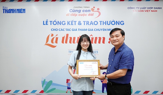 Cùng con đi tiếp cuộc đời: Ký ức năm tháng và hành trình chữa lành - Ảnh 1.