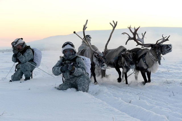 Tư lệnh Nga cảnh báo căng thẳng leo thang ở Bắc Cực - Ảnh 1.