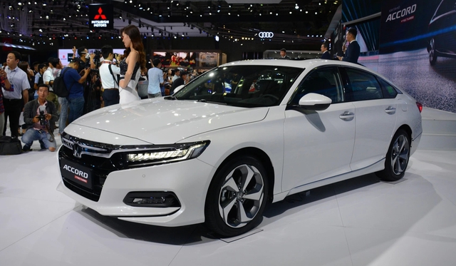 Honda Accord 'đại hạ giá' xả hàng, sắp có bản hybrid tại Việt Nam? - Ảnh 1.