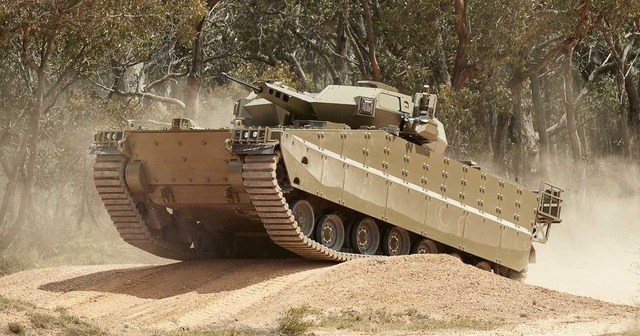 Hàn Quốc bán 129 xe chiến đấu bộ binh cho Úc - Ảnh 1.