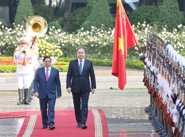 Thủ tướng Phạm Minh Chính chủ trì hội đàm Thủ tướng Belarus - Ảnh 3.