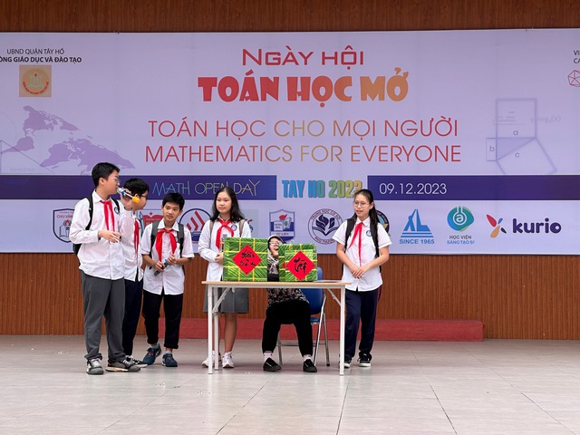 Học sinh được 'chạm' vào toán học theo những cách rất khác  - Ảnh 3.