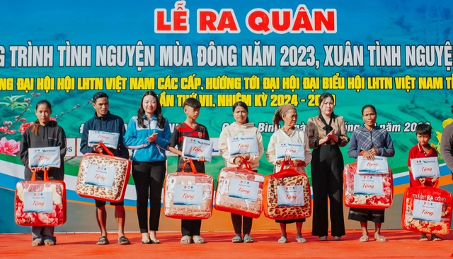 Tuổi trẻ Quảng Bình tổ chức chương trình 'Tình nguyện mùa đông 2023, xuân tình nguyện 2024' - Ảnh 2.