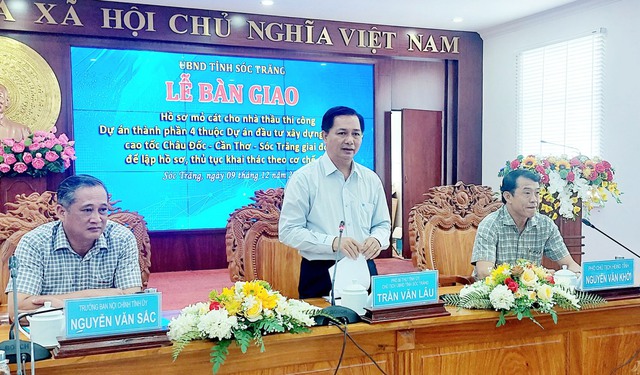 Bàn giao 5 mỏ cát thi công cao tốc Châu Đốc - Cần Thơ - Sóc Trăng - Ảnh 2.