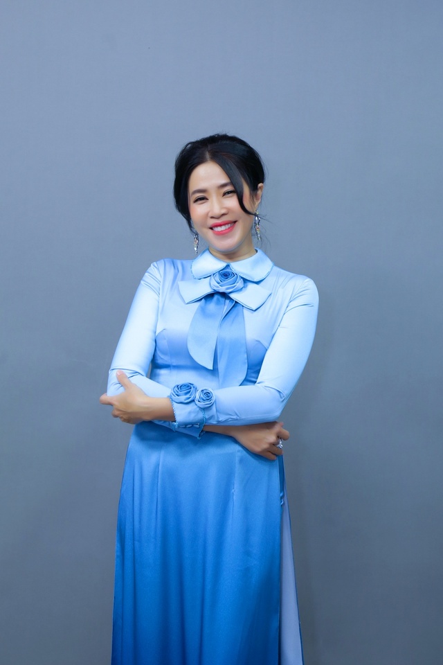 Quỳnh Hoa kể sự cố sân khấu gắn với ca khúc 'Chị tôi' của Trần Tiến - Ảnh 2.