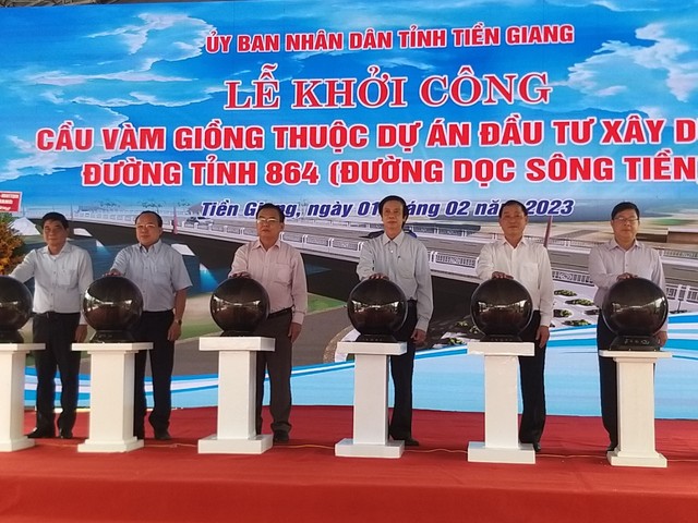 Khởi động xây dựng cầu Vàm Giồng đồng dọc sông Tiền - Ảnh 1.