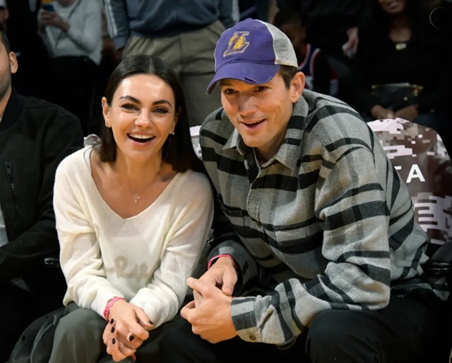 Ashton Kutcher 'tức điên' với cuốn hồi ký của vợ cũ Demi Moore  - Ảnh 2.