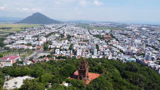 Đến năm 2050, Phú Yên là nơi đáng sống, đáng ghé thăm - Ảnh 2.