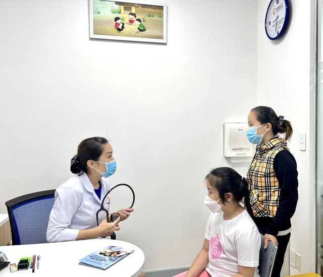 VNVC khai trương trung tâm tiêm chủng đầu tiên tại tỉnh Trà Vinh- Ảnh 1.