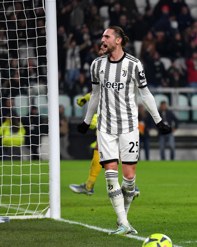 Juventus thắng kịch tính nhờ VAR ở phút cuối - Ảnh 2.