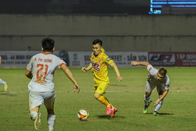 Kết quả V-League 2023, CLB Thanh Hóa 1-0 CLB Đà Nẵng: Tạm chiếm ngôi đầu - Ảnh 1.