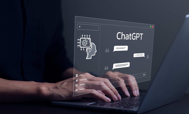 Bộ GD-ĐT tổ chức tọa đàm về ảnh hưởng của ChatGPT, AI với giáo dục  - Ảnh 1.