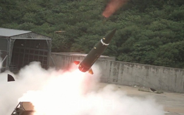 Tên lửa KTSSM của Hàn Quốc trong một lần phóng thử năm 2017