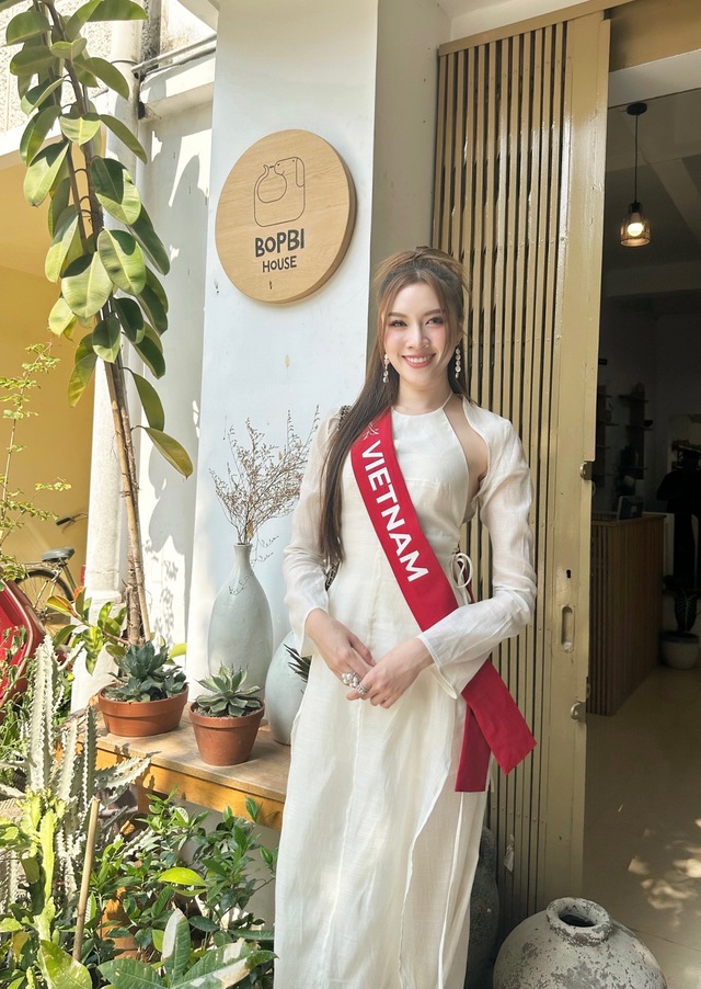 Thanh Thanh Huyền nỗ lực hoàn thành sứ mệnh 'chủ nhà' hiếu khách tại Miss Charm 2023 - Ảnh 5.