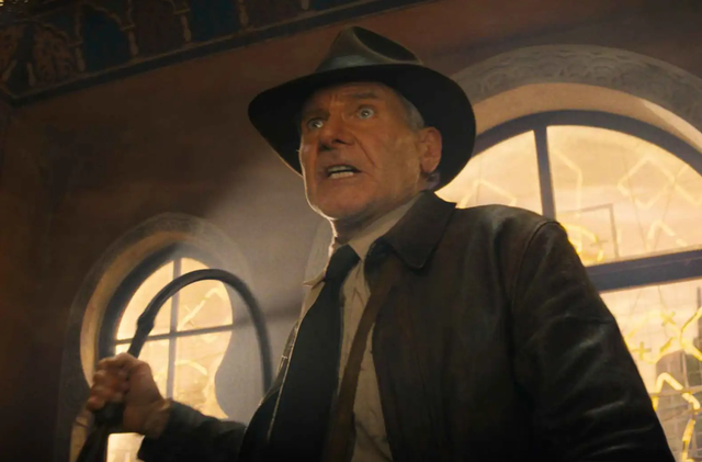 ‘Già gân’ Harrison Ford tái xuất máu lửa trong trailer ‘Indiana Jones 5’  - Ảnh 1.