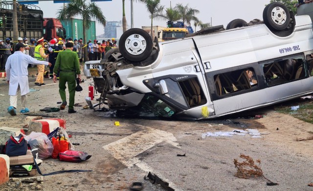 Tai nạn nghiêm trọng ở Quảng Nam: Phó thủ tướng gửi lời thăm hỏi, chia buồn - Ảnh 1.