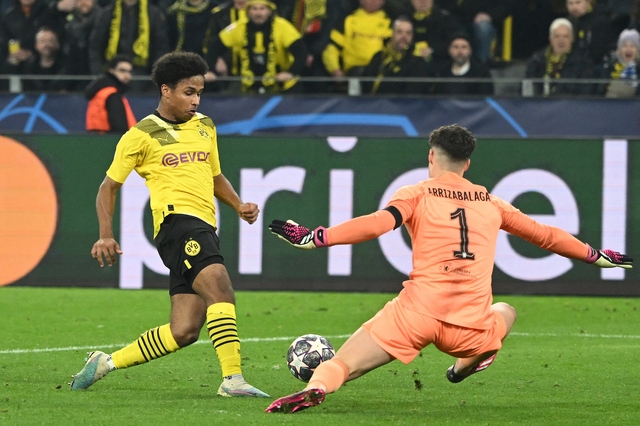 Lượt đi vòng 16 đội Champions League: Thua Dortmund, Chelsea sa sút không phanh - Ảnh 2.