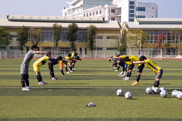 Đội bóng sinh viên Đà thành quyết tâm chiến thắng đối thủ nặng ký nhất vòng loại - Ảnh 9.