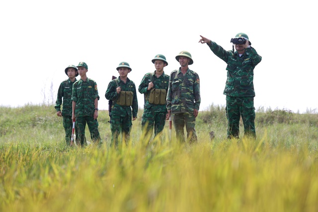 BĐBP tỉnh Tây Ninh: Ngăn chặn nhiều vụ vận chuyển ma túy, ngoại tệ qua biên giới - Ảnh 2.