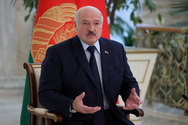 Tổng thống Alexander Lukashenko trong cuộc họp báo ngày 16.2