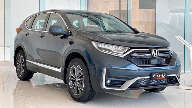 Crossover cỡ trung: Hyundai SantaFe ‘ì ạch’ dù giảm giá, tân binh Ford Territory vẫn hút khách - Ảnh 4.