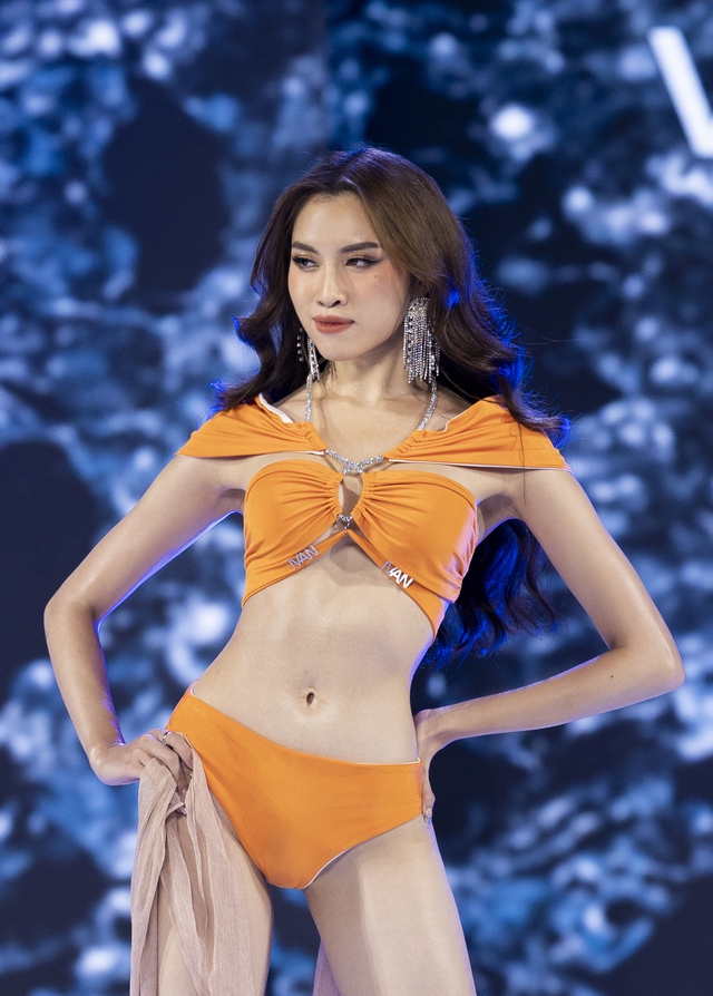 Vì sao Thanh Thanh Huyền trượt top 10 Miss Charm? - Ảnh 1.