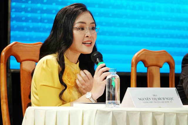 Mê thể thao nhưng ba mẹ bắt thi kiến trúc, phải làm sao? - Ảnh 3. Mê thể thao nhưng ba mẹ bắt thi kiến trúc, phải làm sao? - Ảnh 3.