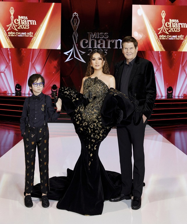 Nữ tỉ phú Mimi Morris diện váy 1 tỉ đồng làm giám khảo Miss Charm - Ảnh 7.