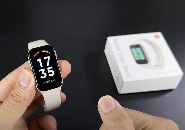 Vòng tay thông minh Redmi Smart Band 2 có gì mới? - Ảnh 1.