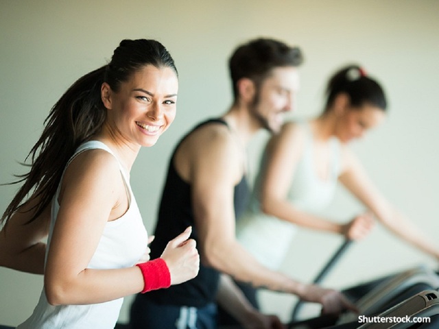 Tập luyện thể thao thường xuyên sẽ giúp người trẻ giảm nguy cơ bị huyết áp cao