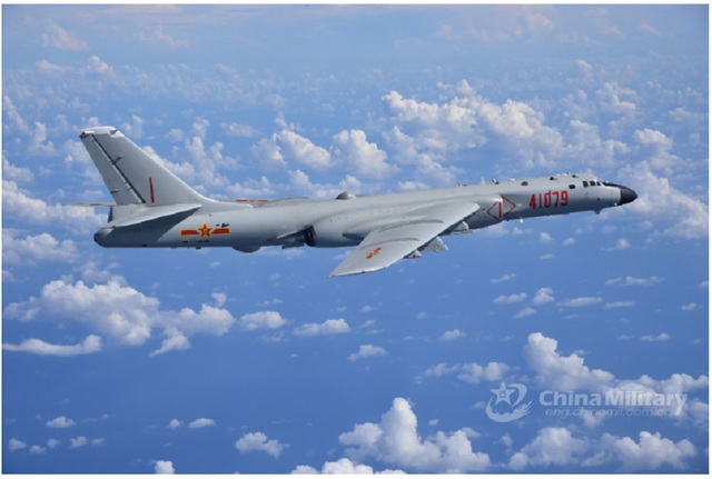 Trung Quốc điều máy bay ném bom chiến lược tập trận tấn công ở Biển Đông - Ảnh 1.