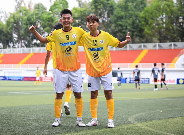Nguyễn Minh Trí: Sau đại học sẽ theo nghiệp cầu thủ  - Ảnh 1.