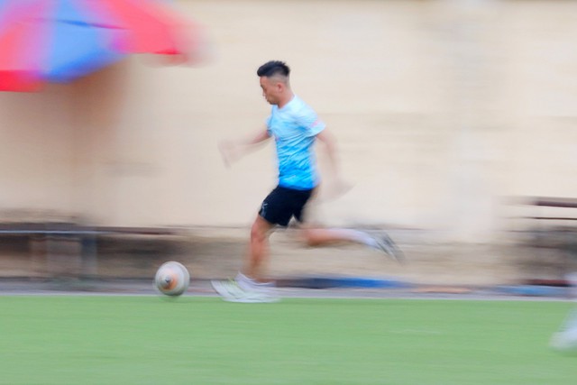 Giải bóng đá Thanh Niên Sinh viên Việt Nam: VMU thận trọng khi đấu xa nhà - Ảnh 9.