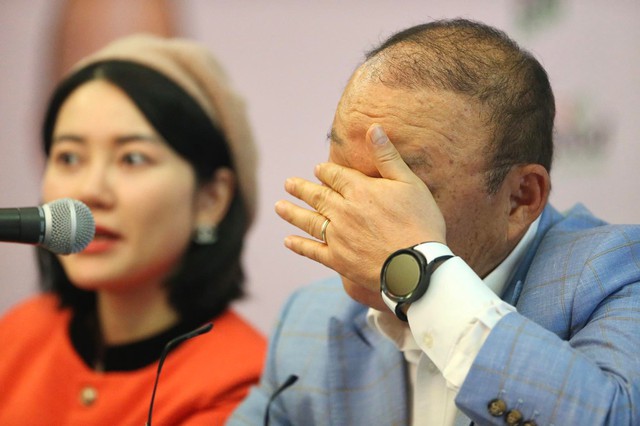 HLV Park Hang-seo bật kh&oacute;c!  - Ảnh 1.